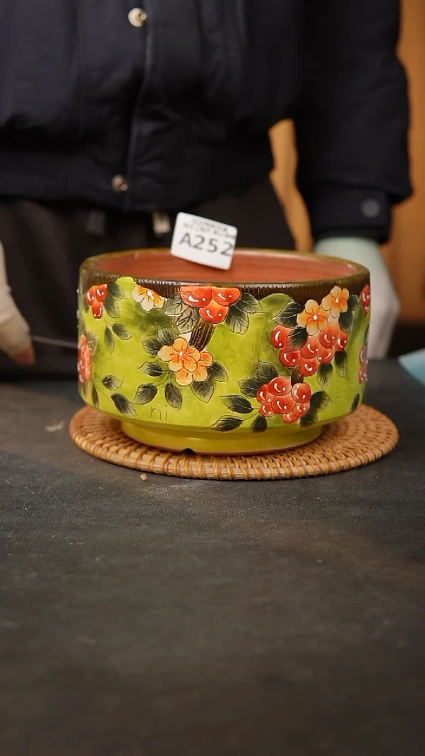 【闪购商品】瓷片252默认微瑕，泥泥手工花盆