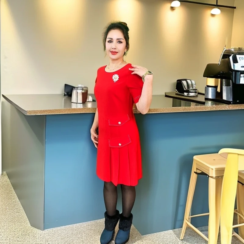 显瘦好看的 新款短裙气质