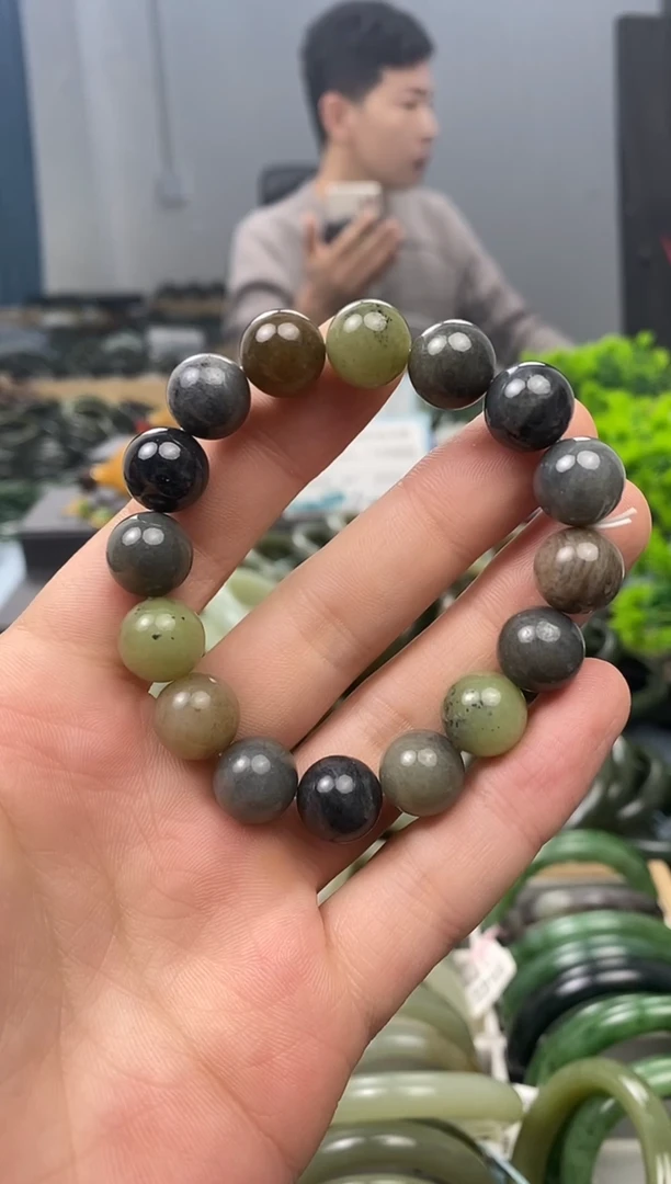 未镶嵌手镯和田玉12mm