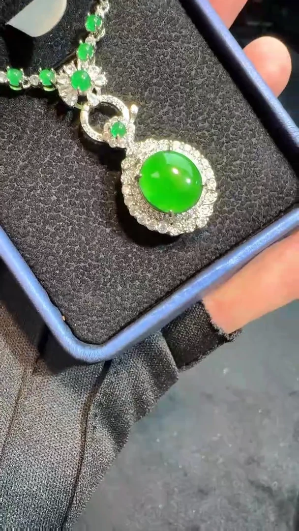 未镶嵌定制翡翠0416875176多样性发货