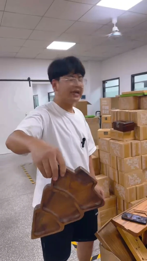 微瑕南美胡桃木圣诞树果盘