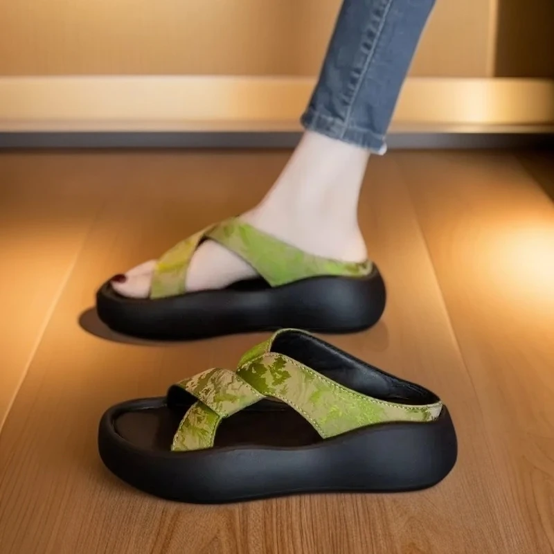 厚底国风凉拖鞋女外穿夏季新款百搭软底配裙子沙滩休闲一字拖女