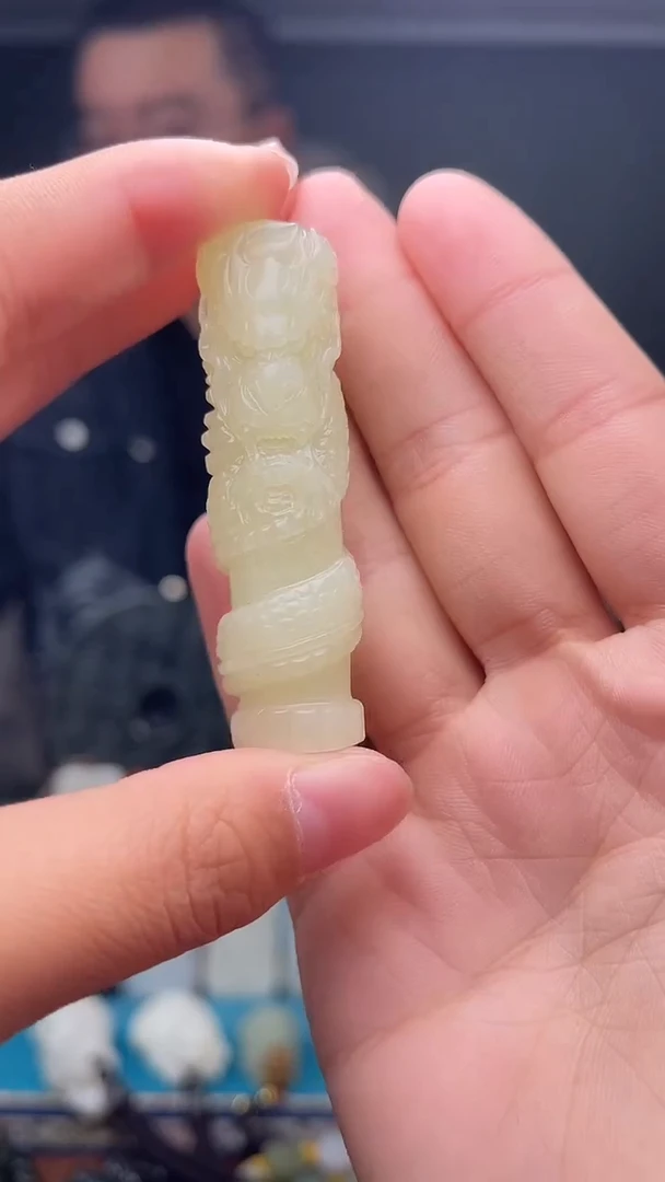 未镶嵌和田玉挂件1