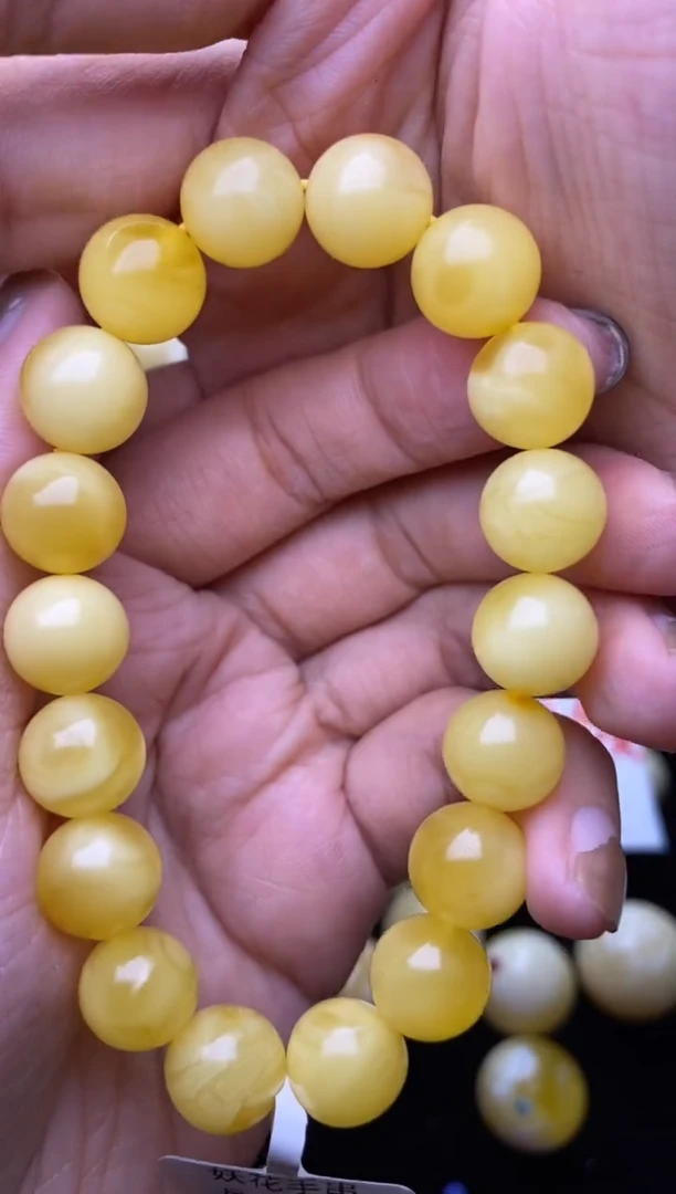 裸石琥珀未镶嵌大小姐珠宝127
