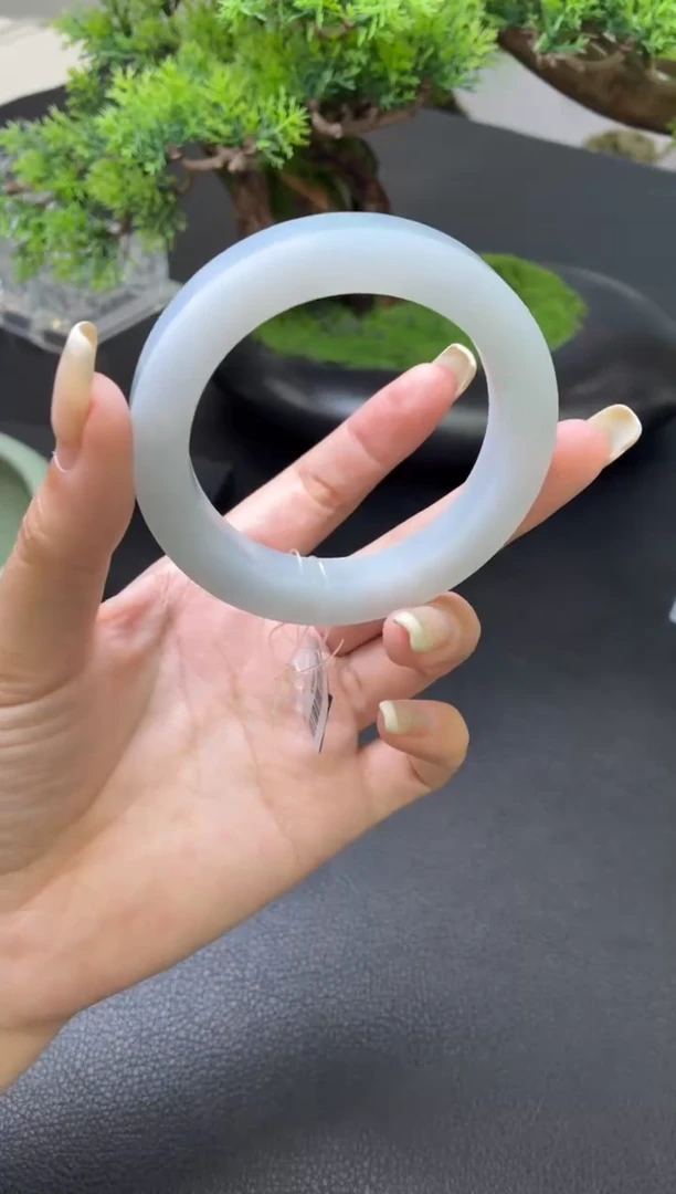 定制翡翠手镯未镶嵌定制手镯