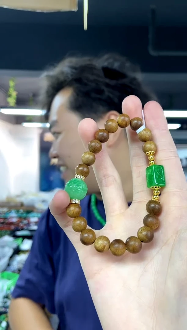 未镶嵌手链翡翠多样性发其一颜色微差