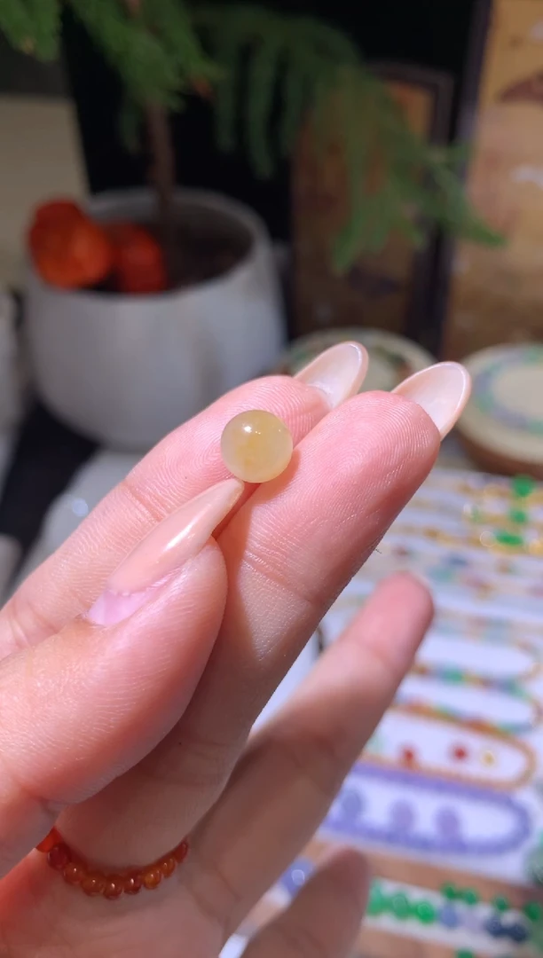 未镶嵌定制翡翠7.9卡珠子