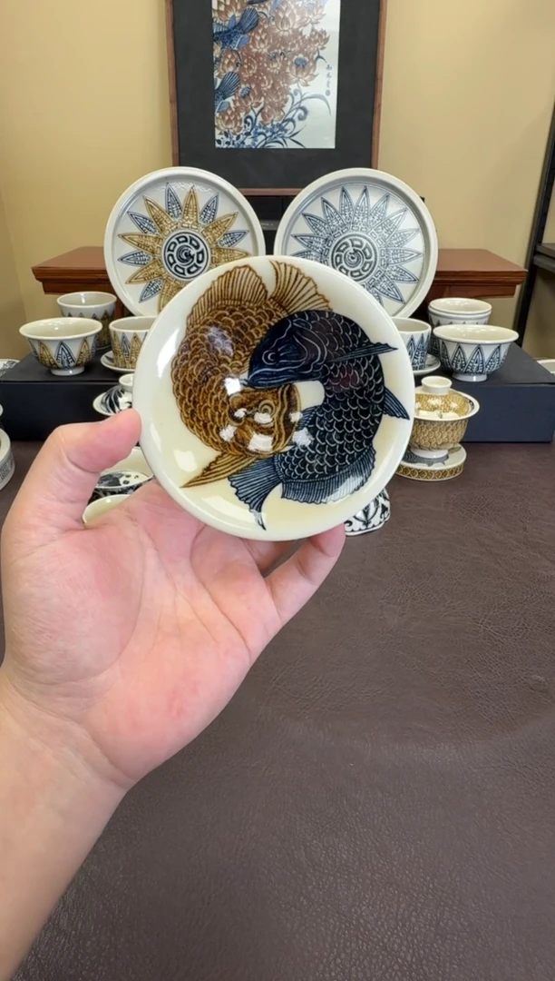 二号釉金龙鱼斗笠杯