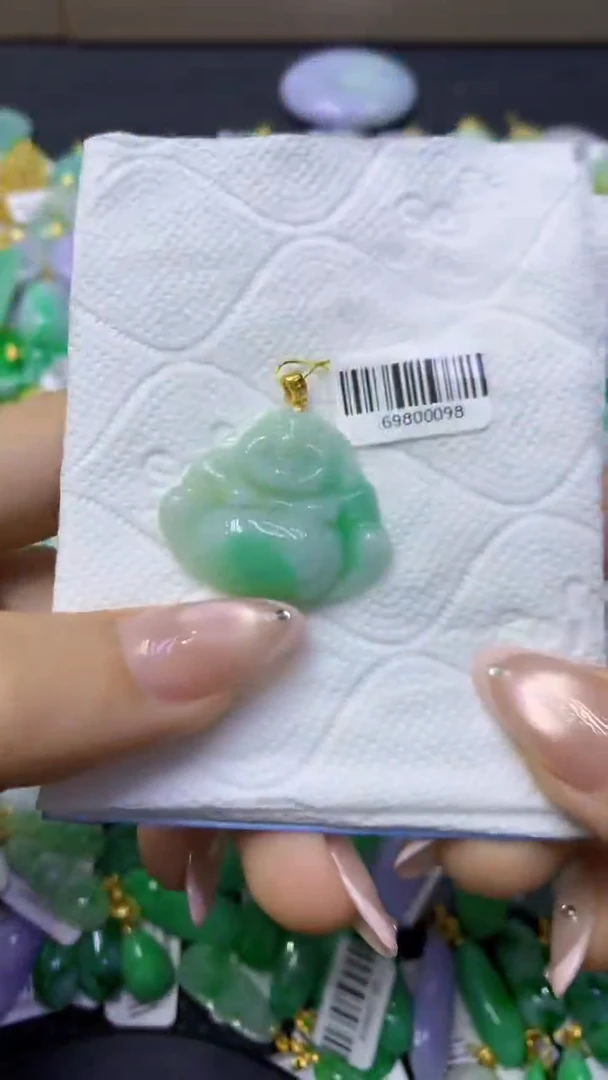 颈饰未镶嵌翡翠天然缅甸翡翠A货