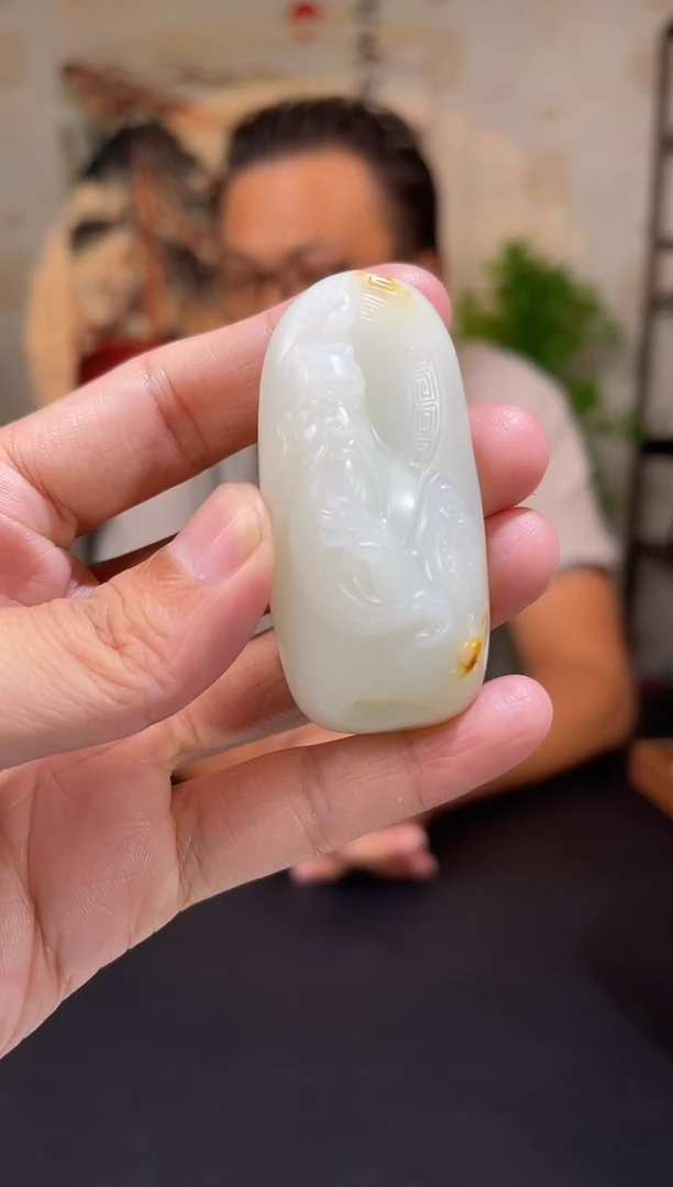 颈饰合金和田玉关公tg