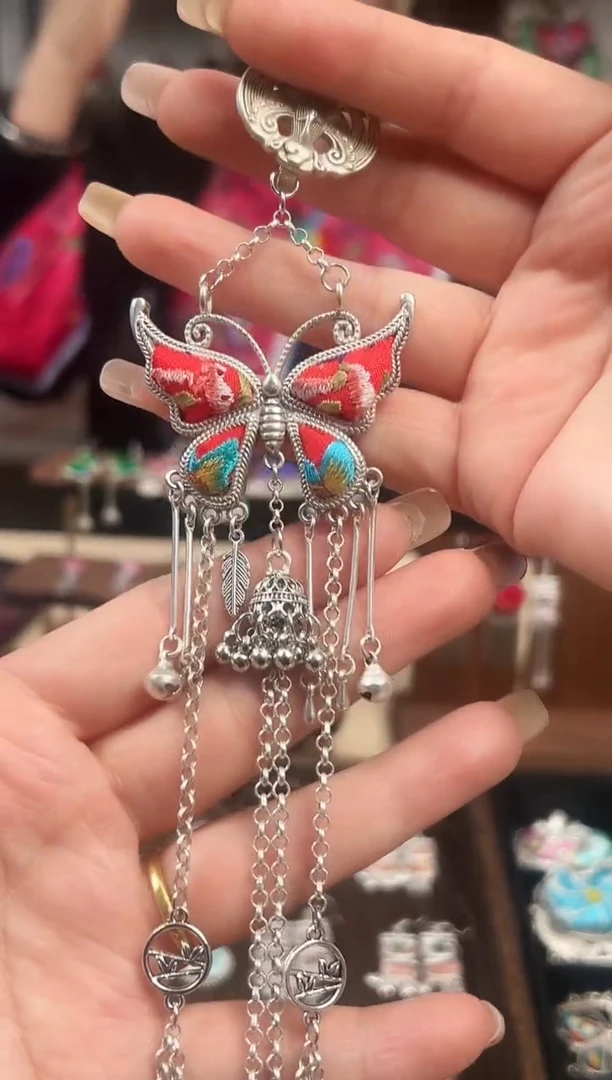 【闪购商品】织绣民族风老绣苗银饰品341