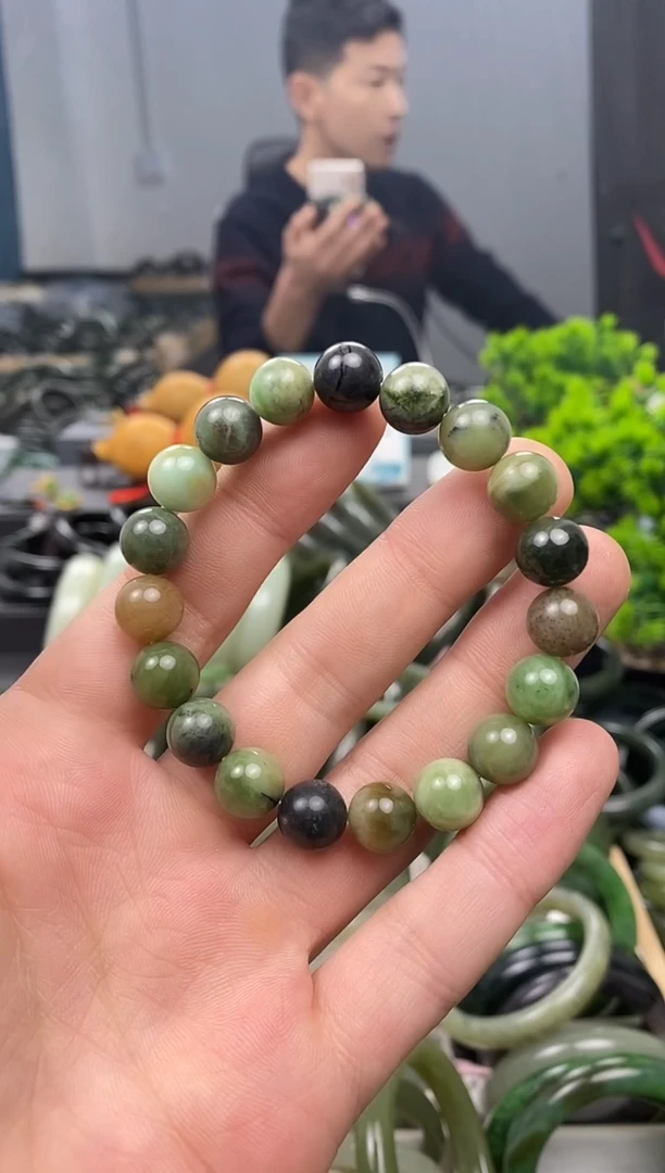 未镶嵌手镯和田玉10mm