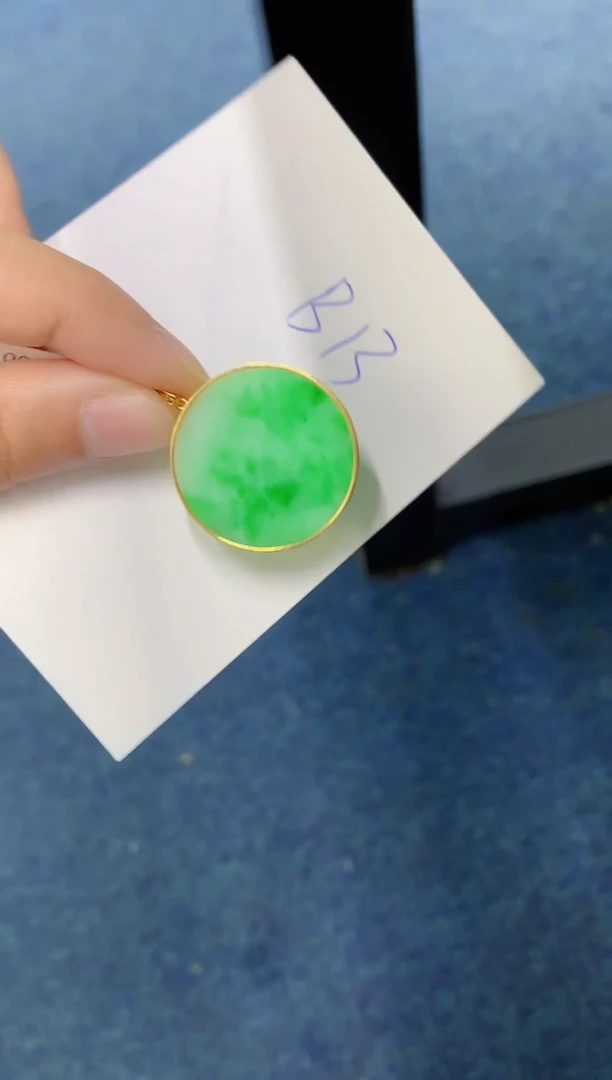 【闪购商品】翡翠颈饰18K金镶嵌000000000