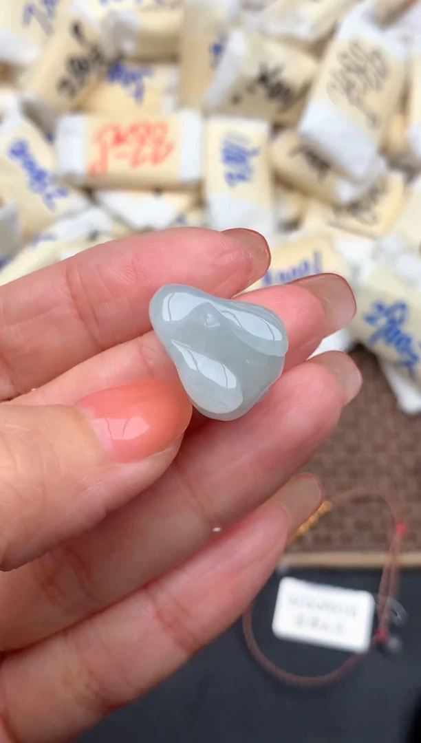 未镶嵌挂件翡翠—福利