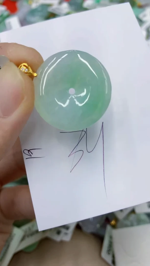 颈饰未镶嵌翡翠11111111111