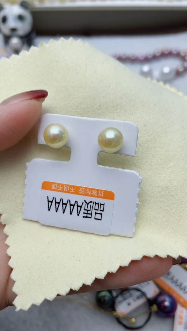 【闪购商品】海水珍珠耳饰18K金镶嵌W79