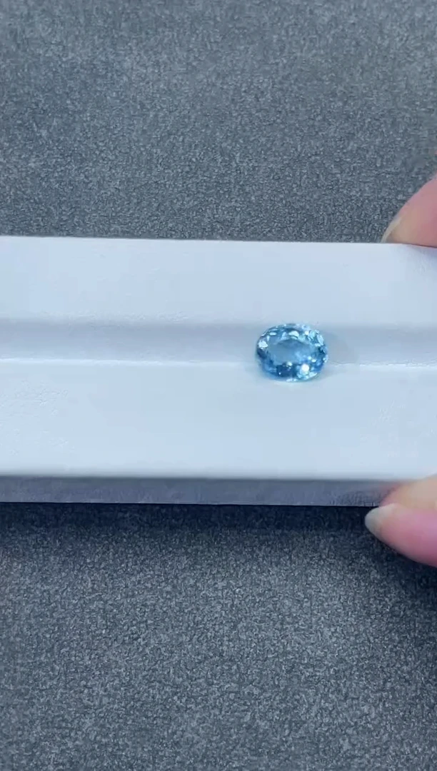 未镶嵌笔搁海蓝宝石天然裸石