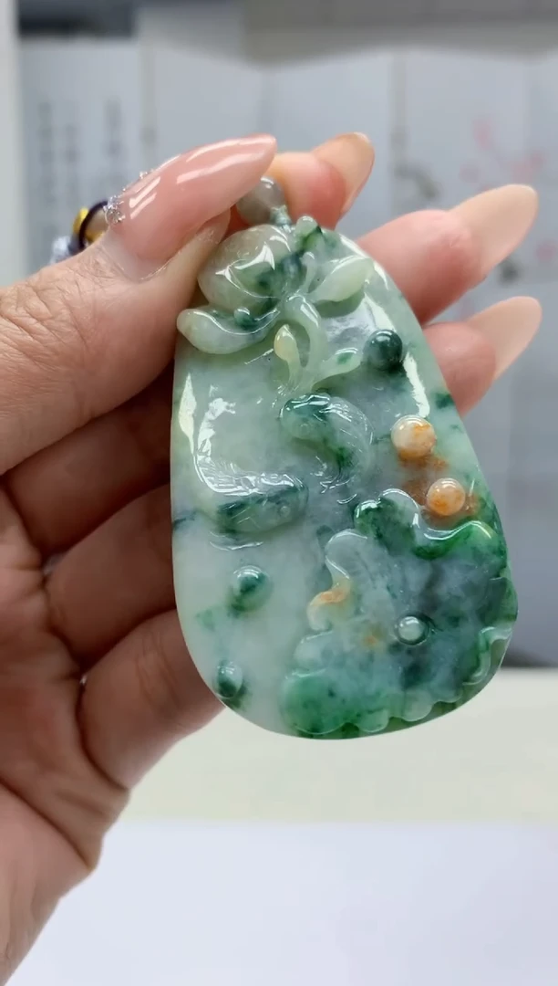 【闪购商品】定制翡翠未镶嵌5060MM-毛货挂件41