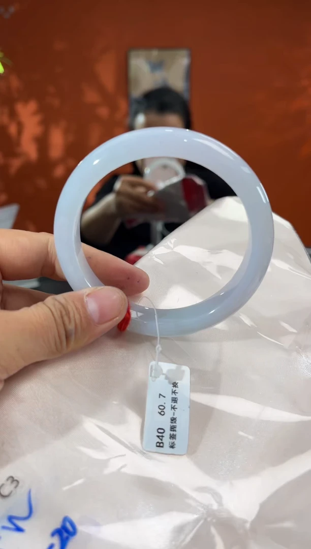 未镶嵌手镯翡翠61