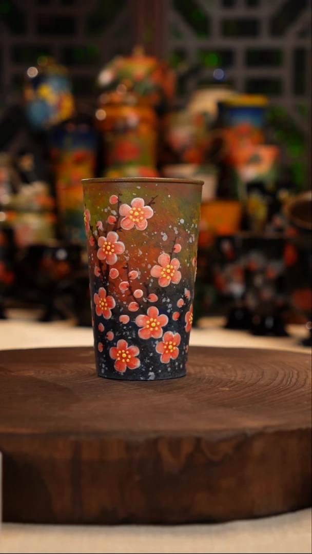 油画    釉下彩   杯子