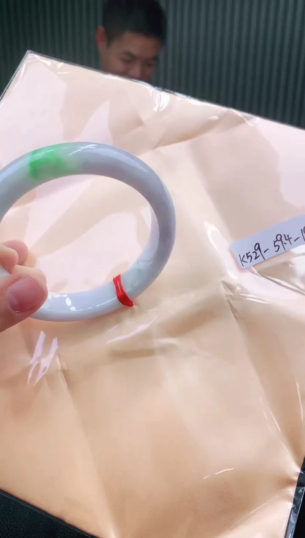 未镶嵌手镯翡翠111
