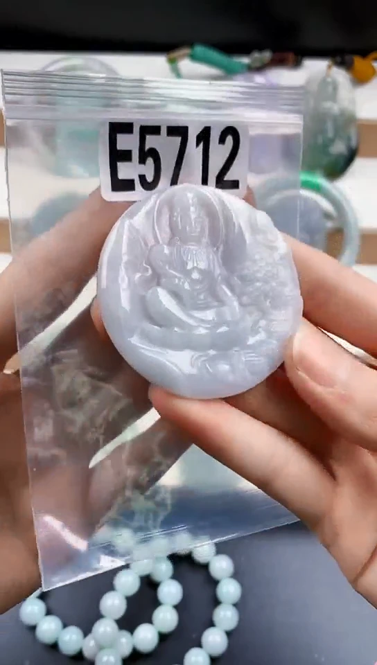 颈饰未镶嵌翡翠天然翡翠吊坠挂件
