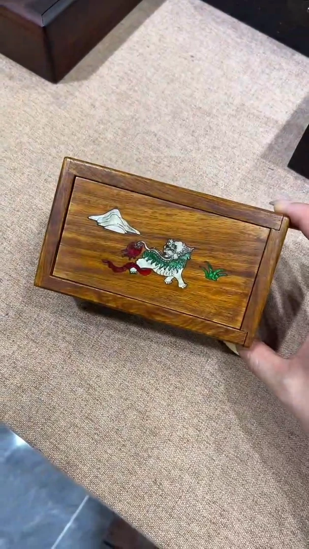木麒麟螺钿小机关盒