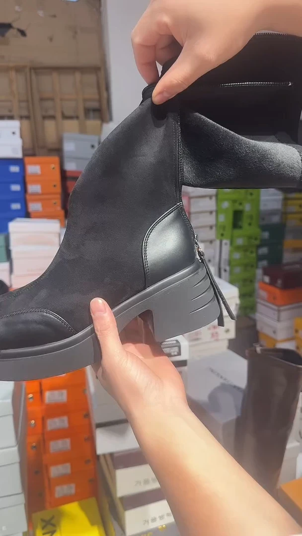 小曼时尚休闲女鞋