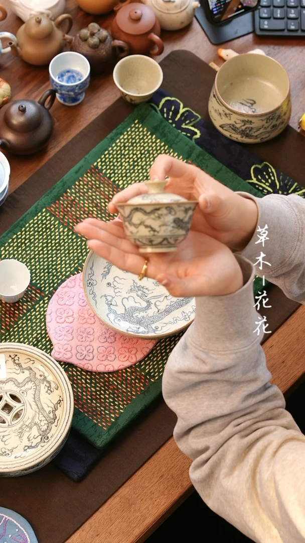 【闪购商品】甄玺龙纹盖碗