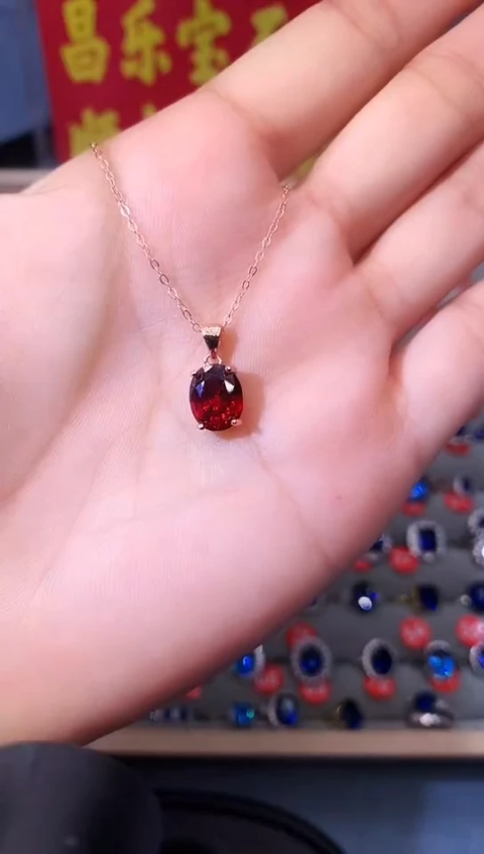 【闪购商品】石榴石吊坠(赠链)银S925镶嵌111111