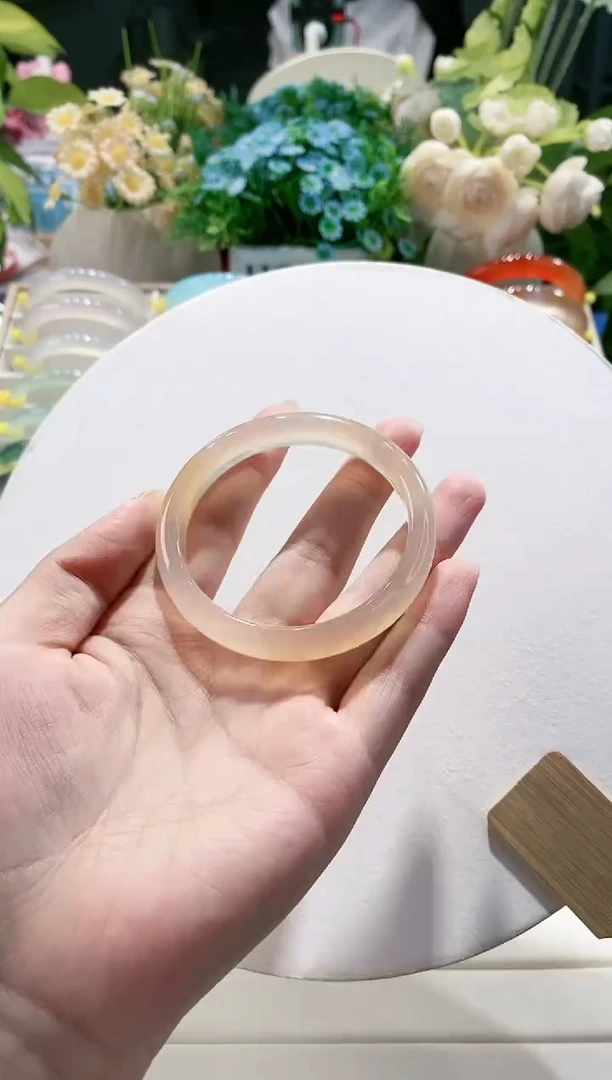 手镯玛瑙/玉髓未镶嵌125-52.6