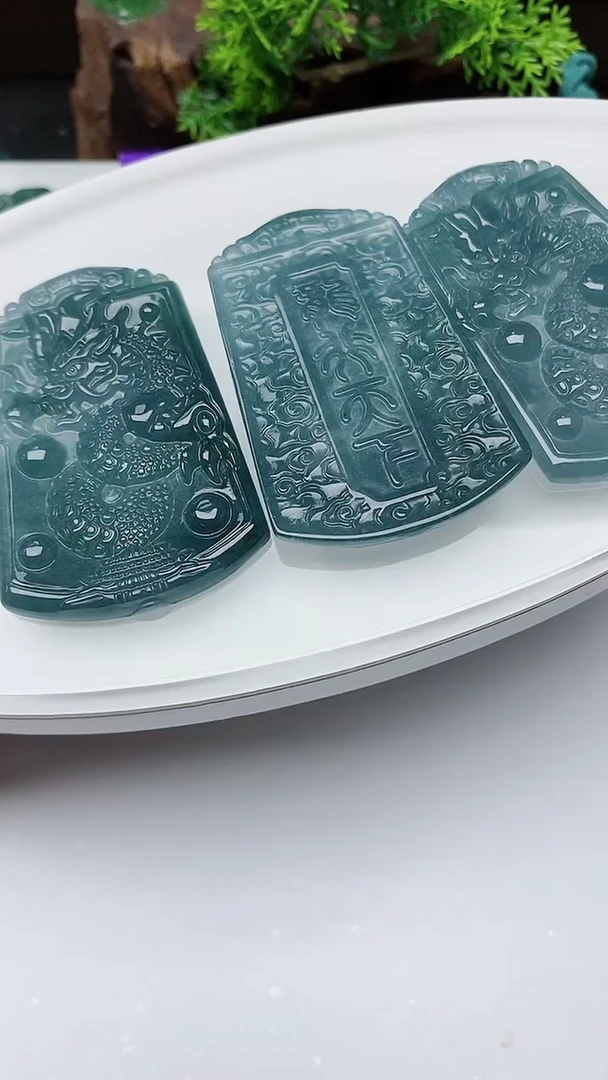 【闪购商品】翡翠颈饰未镶嵌多样性发其一