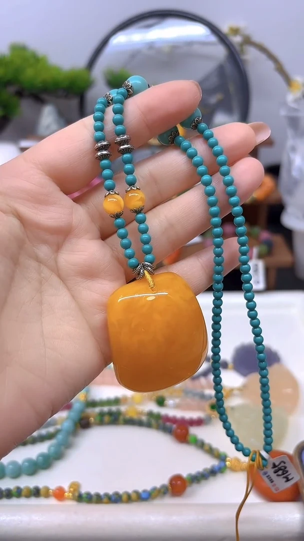 蜜蜡颈饰未镶嵌M685