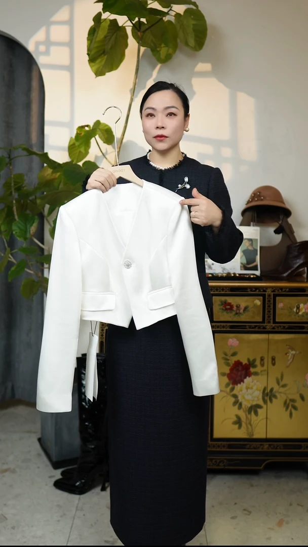 S码，醋酸设计款西装上衣，白色