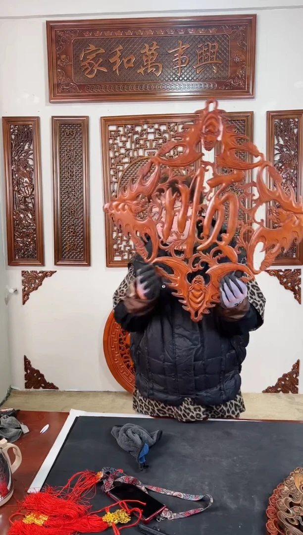 【闪购商品】香樟木木雕对角 70公分 顺字