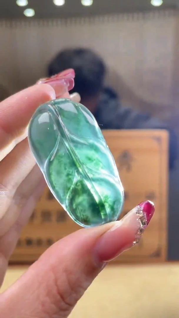 【闪购商品】定制翡翠未镶嵌       *636