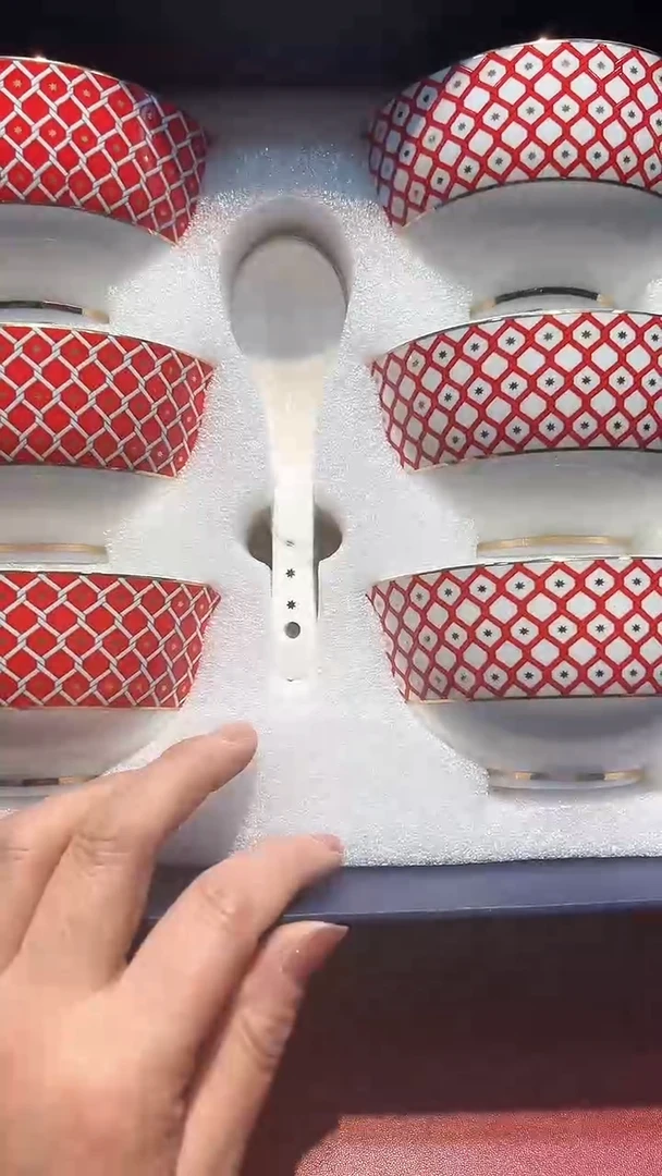 【闪购商品】瓷片锅碗瓢彭一件不剩