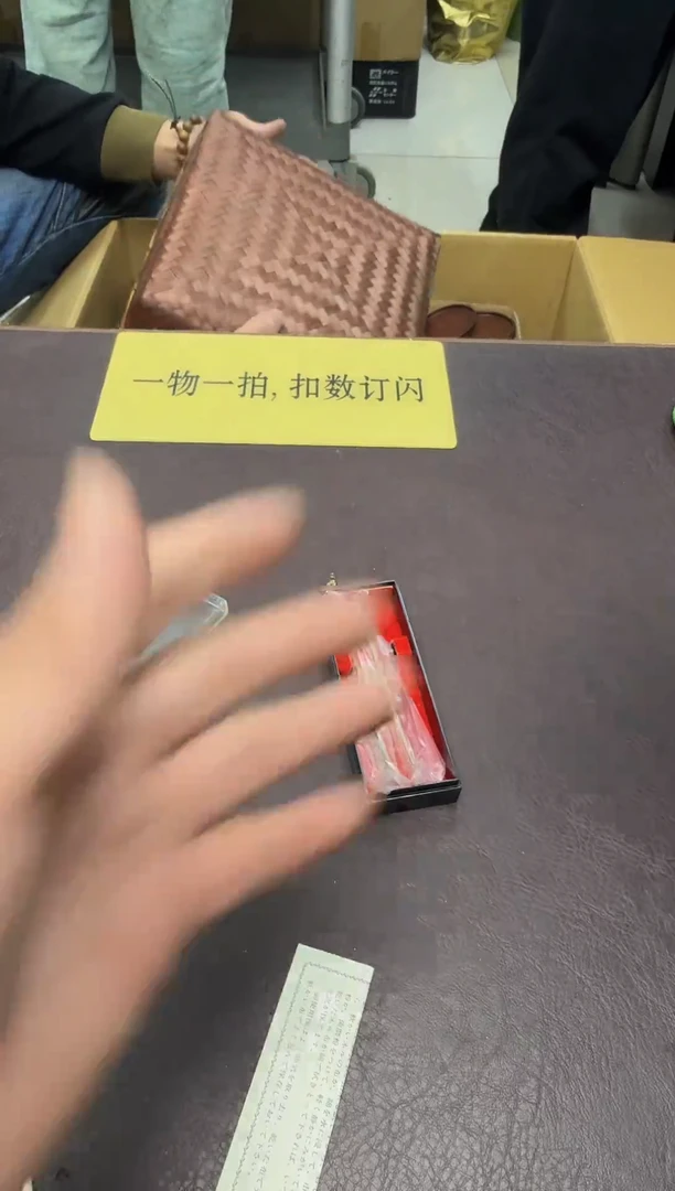 手工艺品琉璃当**路130