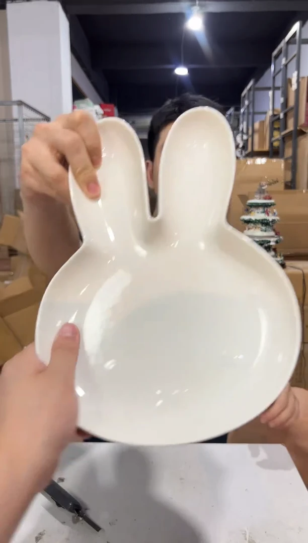 瓷片大号白色米菲兔盘子