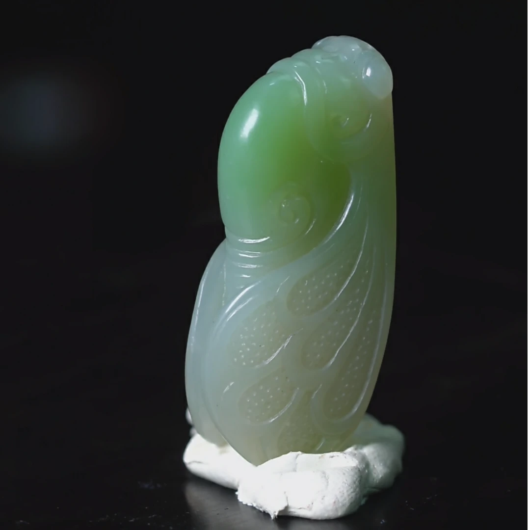 和田玉吊坠翠青金蝉女款男士款手工雕刻精雕飘绿巧雕俏色仿古女士