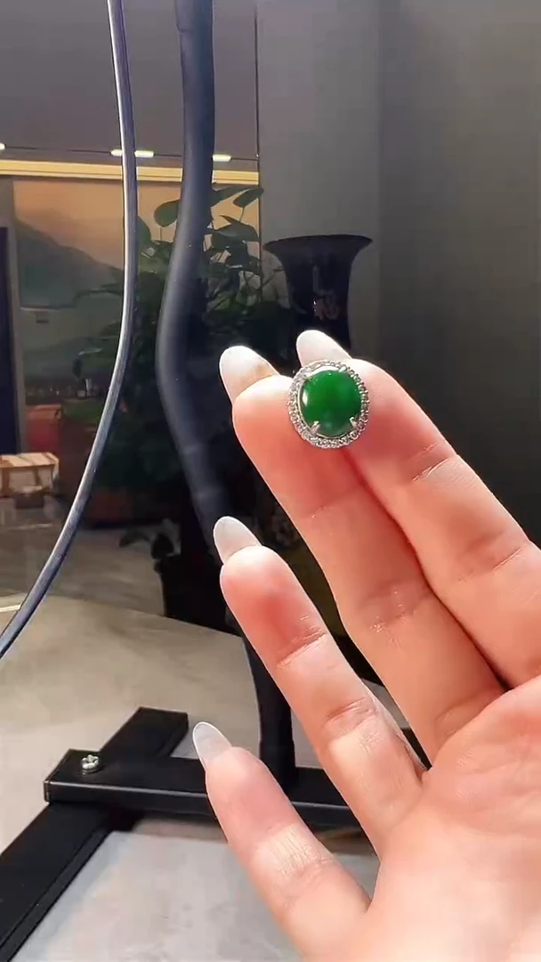 翡翠未镶嵌耳饰耳钉