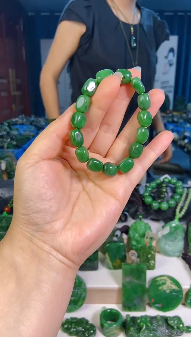 和田玉未镶嵌挂件1