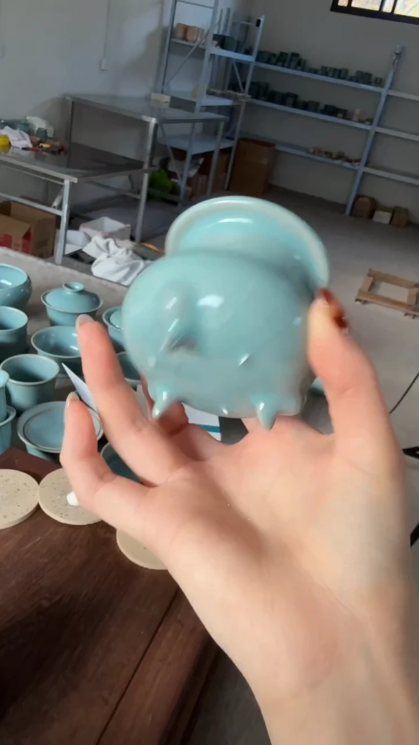 三足炉-云端釉开窑-眉