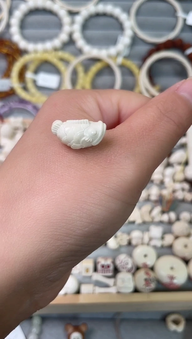 手串/手链/手镯猛犸象牙小龙鱼