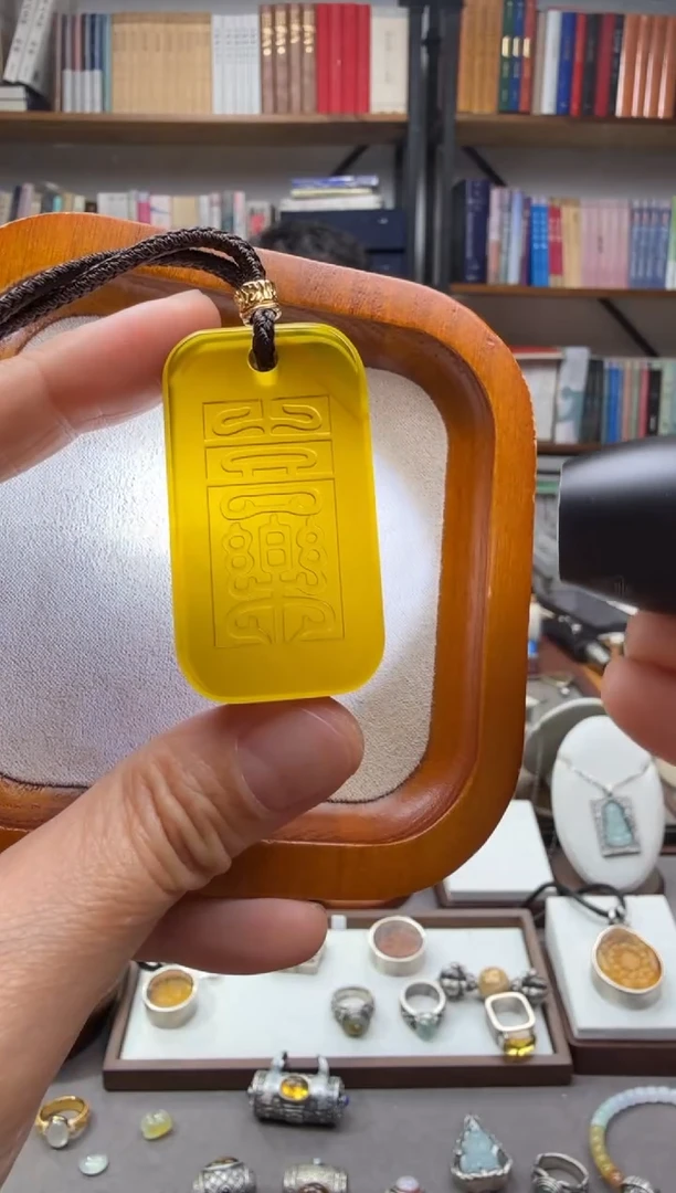 琥珀颈饰未镶嵌喜乐吊坠