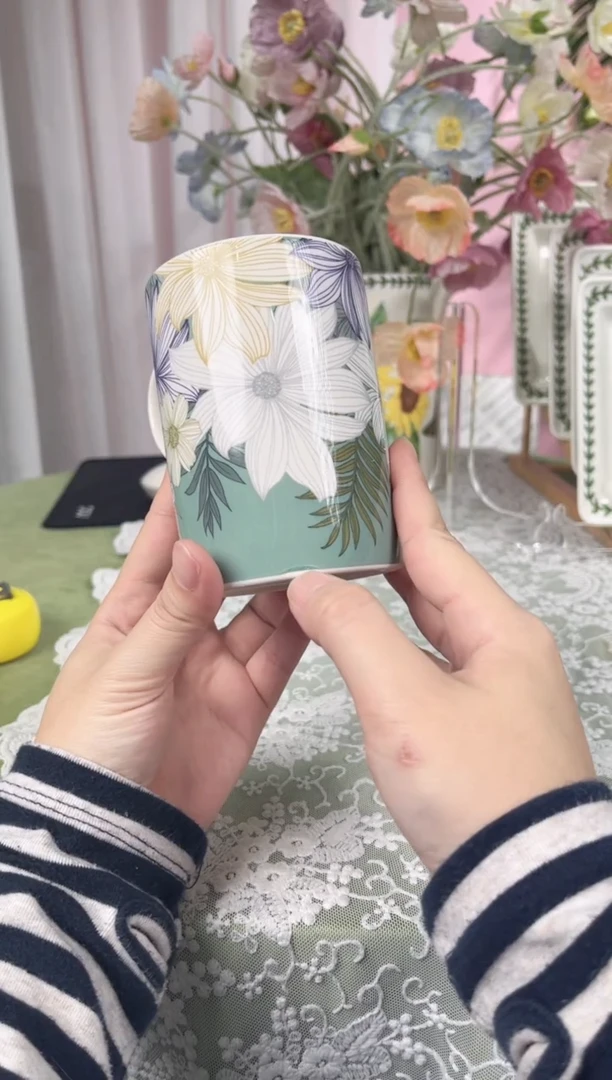 瓷微瑕中庭系列马克杯（底部瑕疵）
