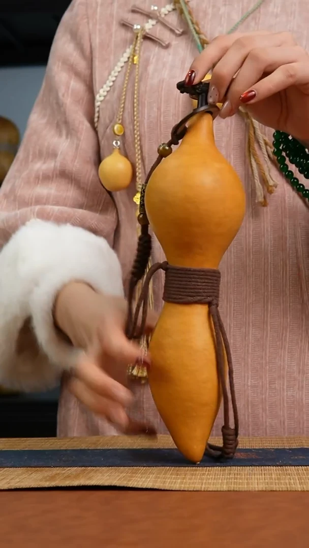 063号 天然热水酒葫芦 一物一拍（有瑕介意勿拍）