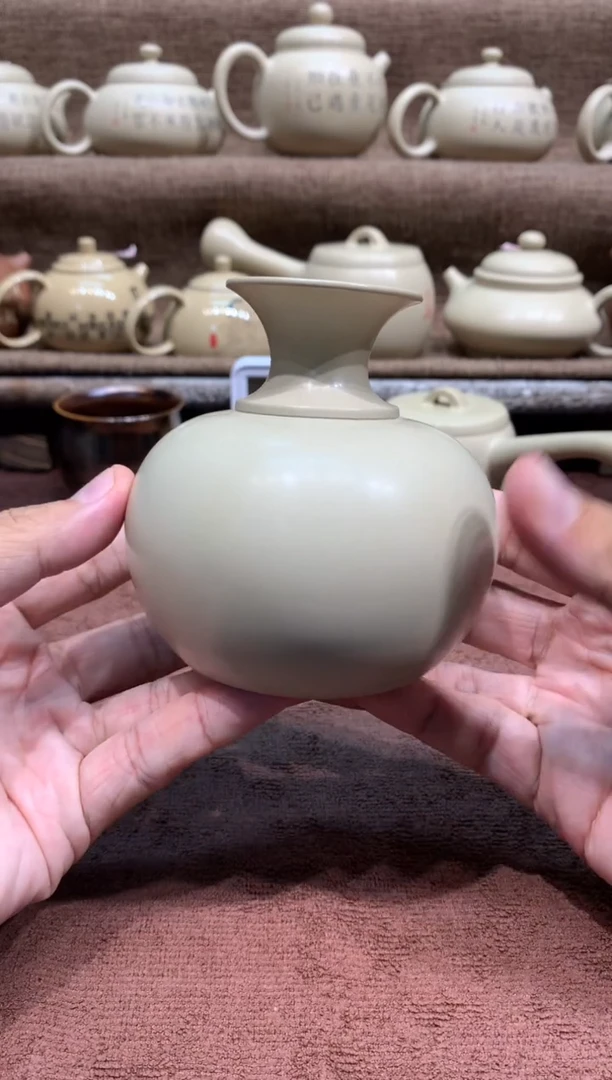 泥塑王宇纯手工白泥小花器