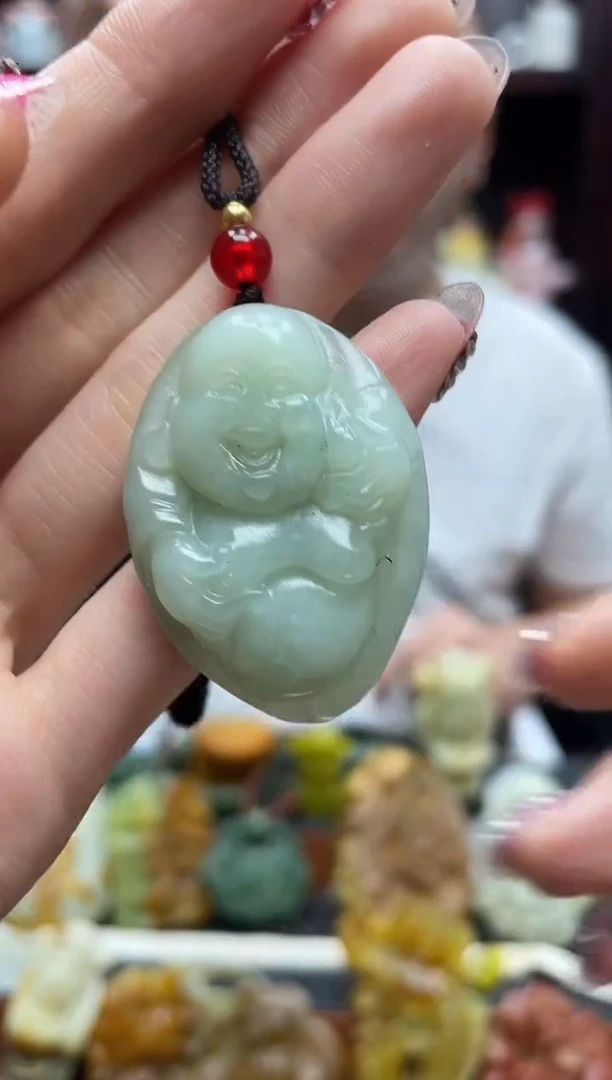 未镶嵌岫玉吊坠·