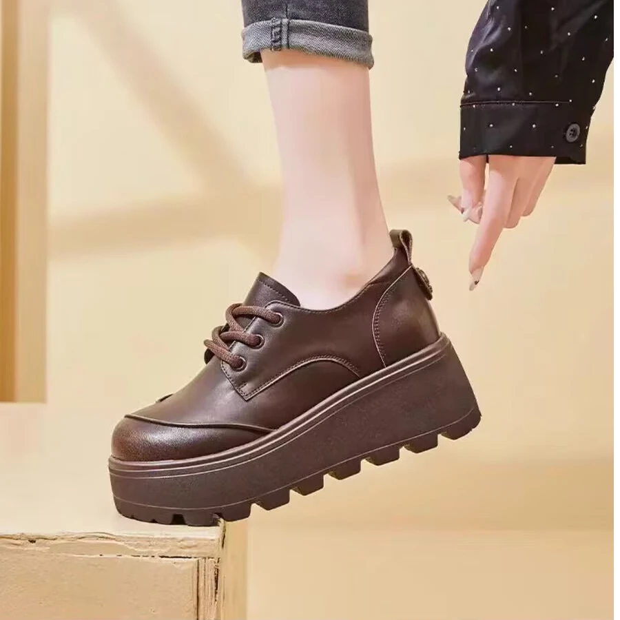 乐福鞋女2025春秋款百搭复古英伦风软底单鞋松糕底网红小皮鞋女款